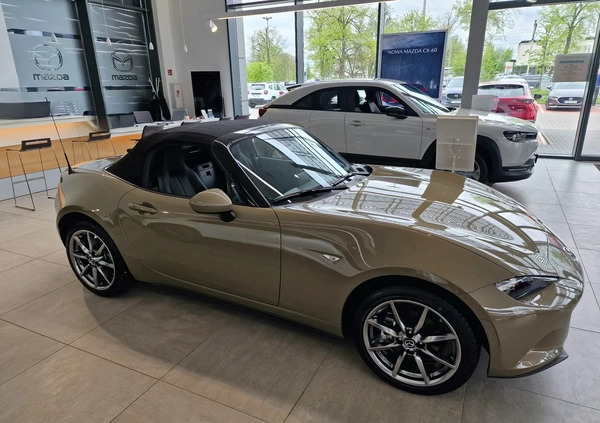 Mazda MX-5 cena 149700 przebieg: 5, rok produkcji 2023 z Szczecin małe 56